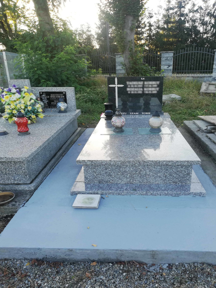 Zakład pogrzebowy Azalia usługi kamieniarkie pomnik