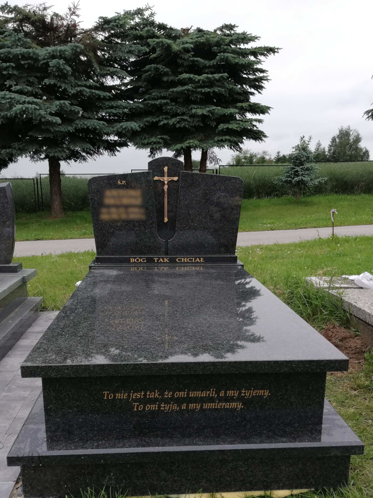 Zakład pogrzebowy Azalia usługi kamieniarkie pomnik
